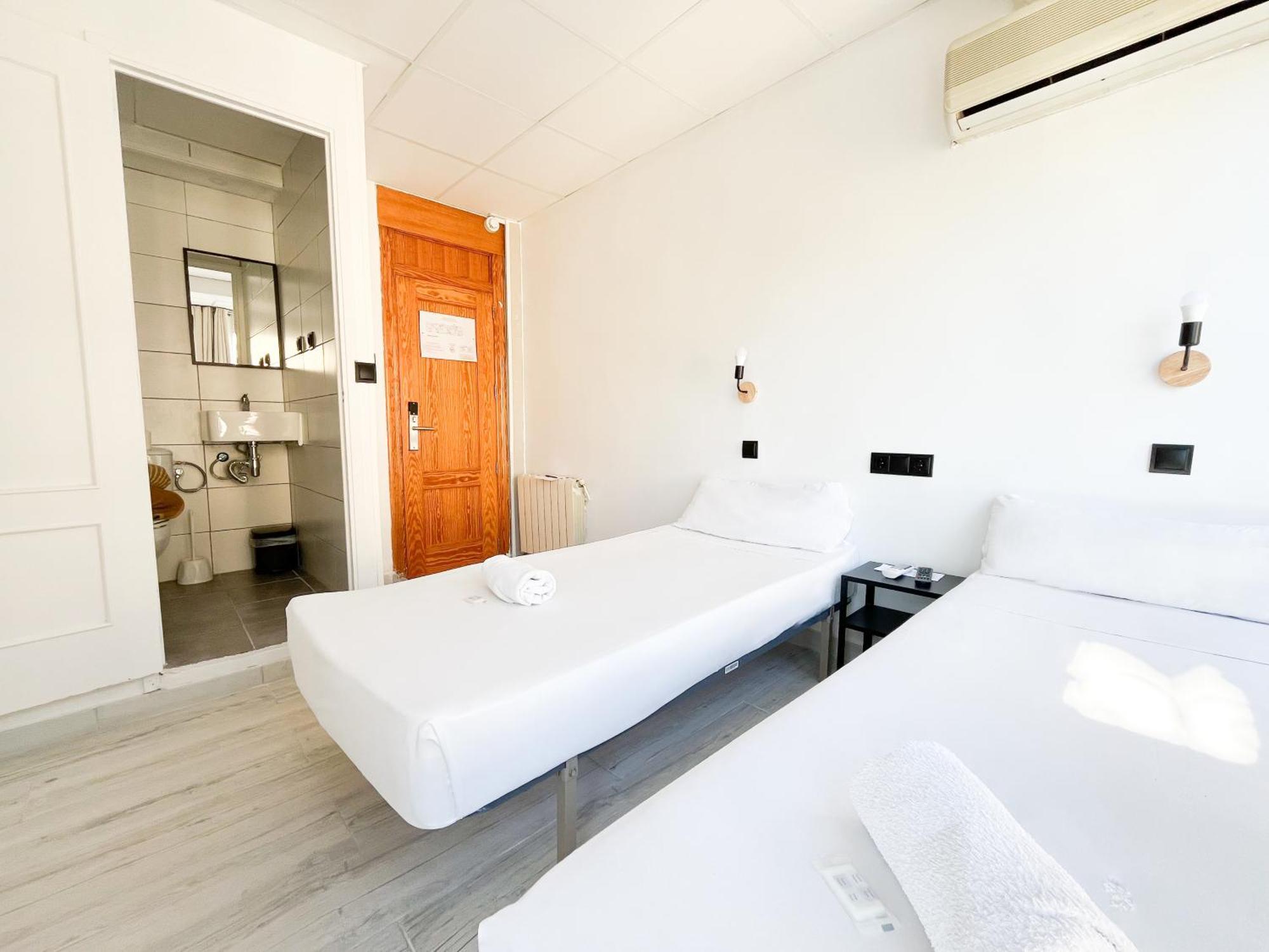 Sleep&Go Hotel Alicante Luaran gambar